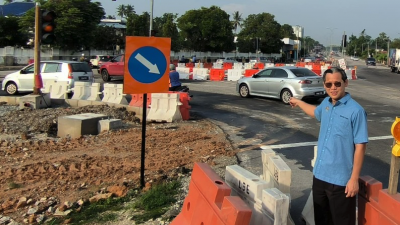 威省市政厅将百利镇路与武吉敏惹路三岔口路提升成交通圈后，终于不再塞车！